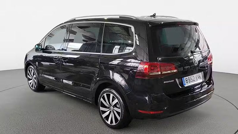 Volkswagen Sharan • 2018 • 68,987 km 3