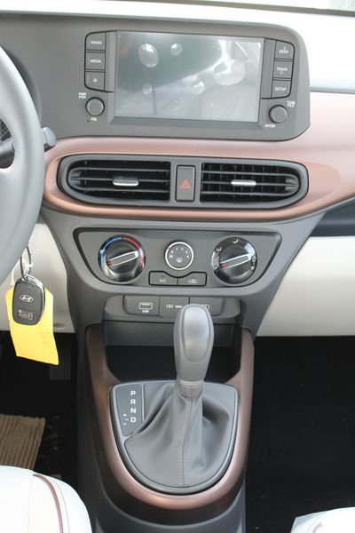 Hyundai i10 • 2024 • 3 km 5