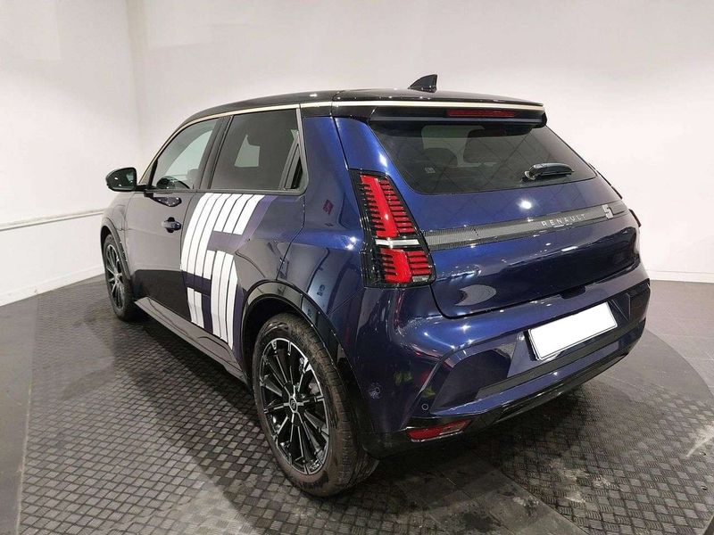 Renault 10 • 2024 • 1,222 km 8