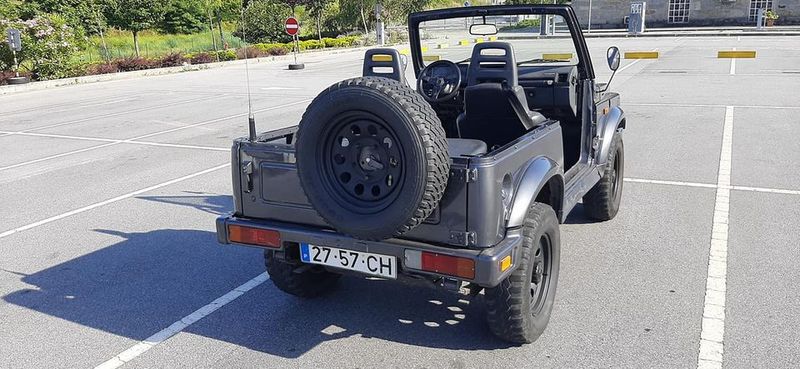 Suzuki Samurai • 1998 • 12,000 km 2