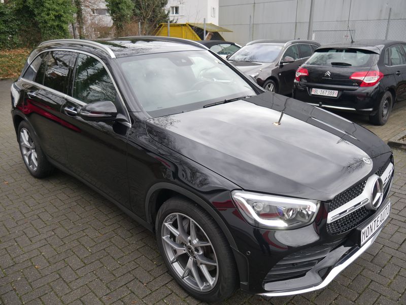 Mercedes-Benz GLC-Class • 2020 • 18,000 km 35