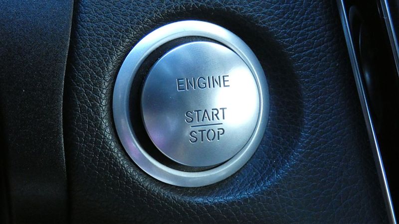 Mercedes-Benz C-Class • 2016 • 133,457 km 24