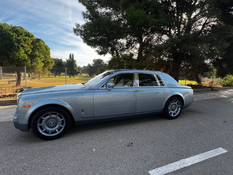 Rolls-Royce Phantom • 2004 • 51,671 km 7