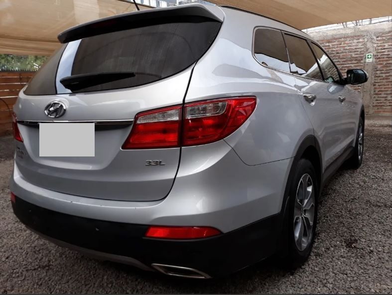 Hyundai Santa Fe • 2017 • 90,000 km 6