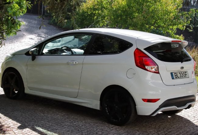 Ford Fiesta • 2013 • 138,000 km 2