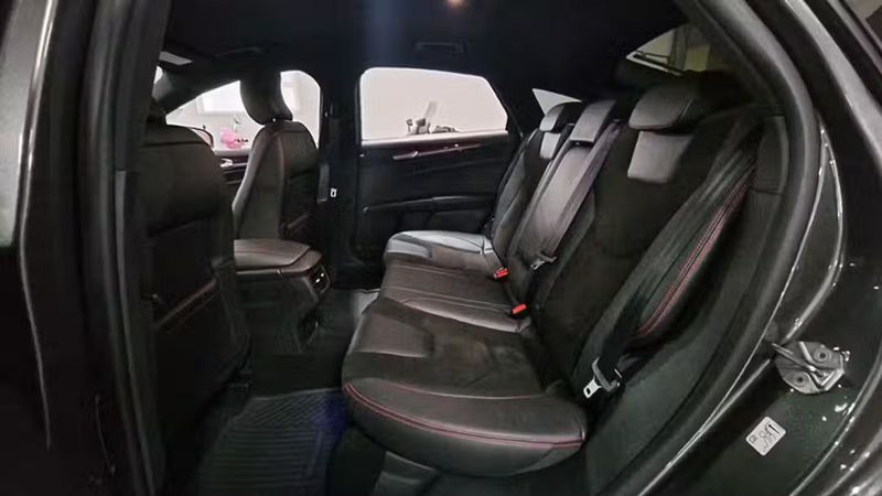 Ford Mondeo • 2020 • 111,473 km 9