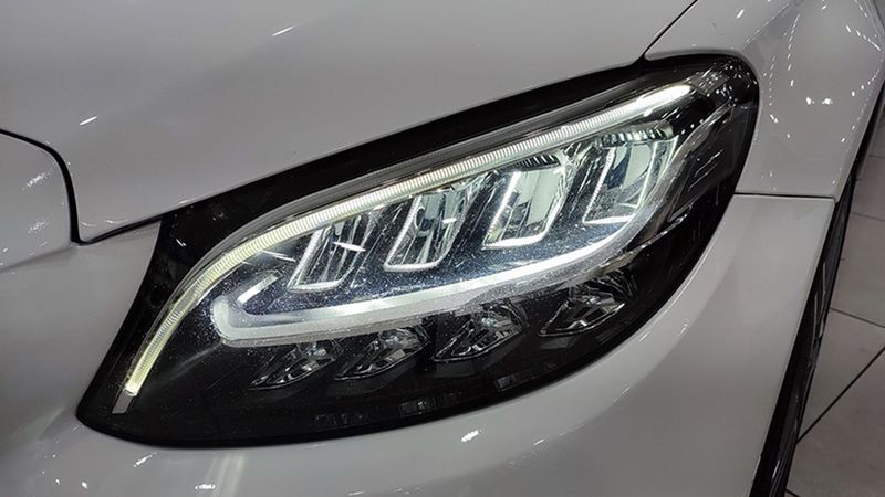 Mercedes-Benz C-Class • 2019 • 84,323 km 7