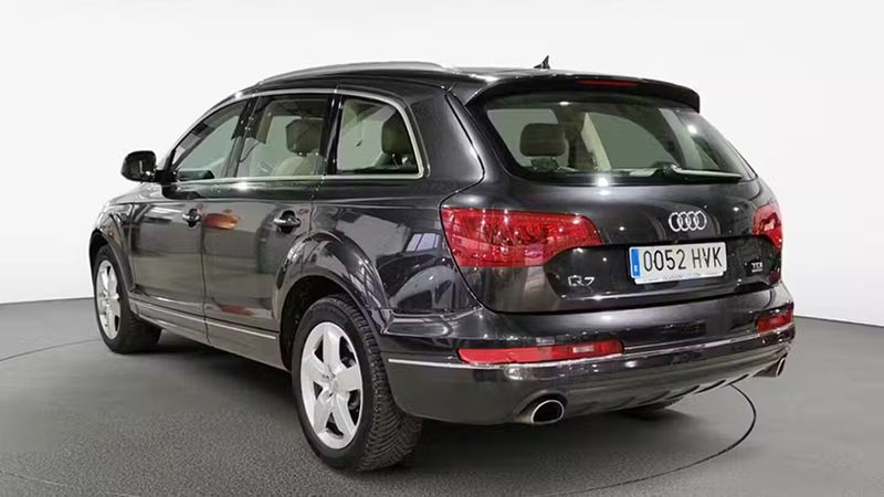 Audi Q7 • 2014 • 173,906 km 2