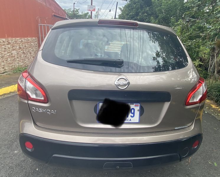 Nissan Qashqai • 2012 • 185,000 km 3