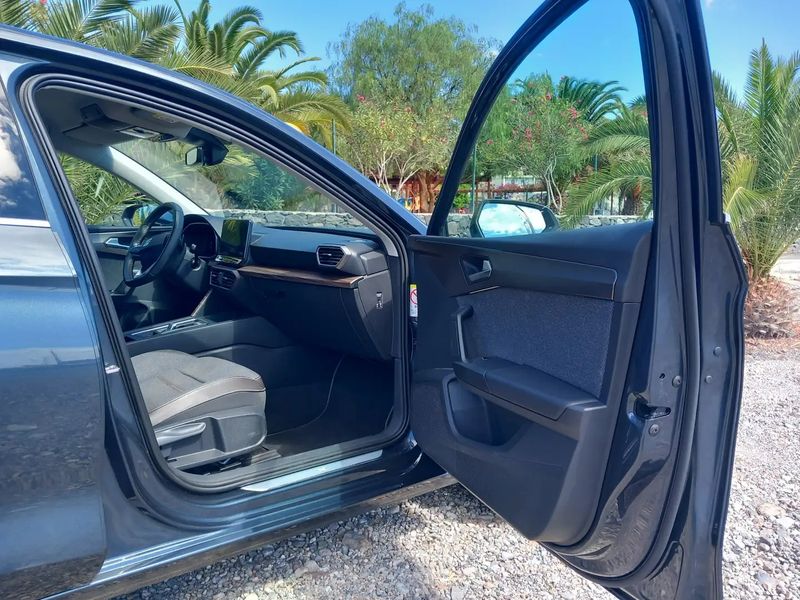 Seat Leon • 2021 • 35,200 km 6