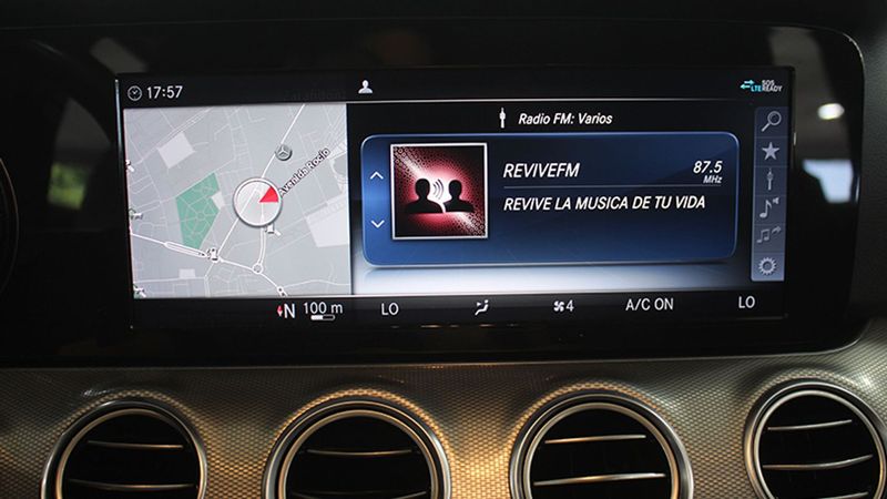 Mercedes-Benz E-Class • 2019 • 41,560 km 15