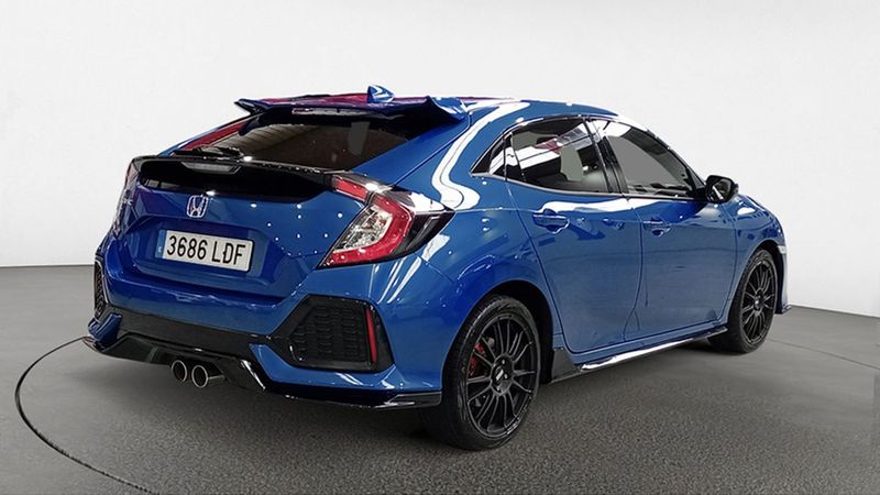 Honda Civic • 2019 • 61,874 km 4