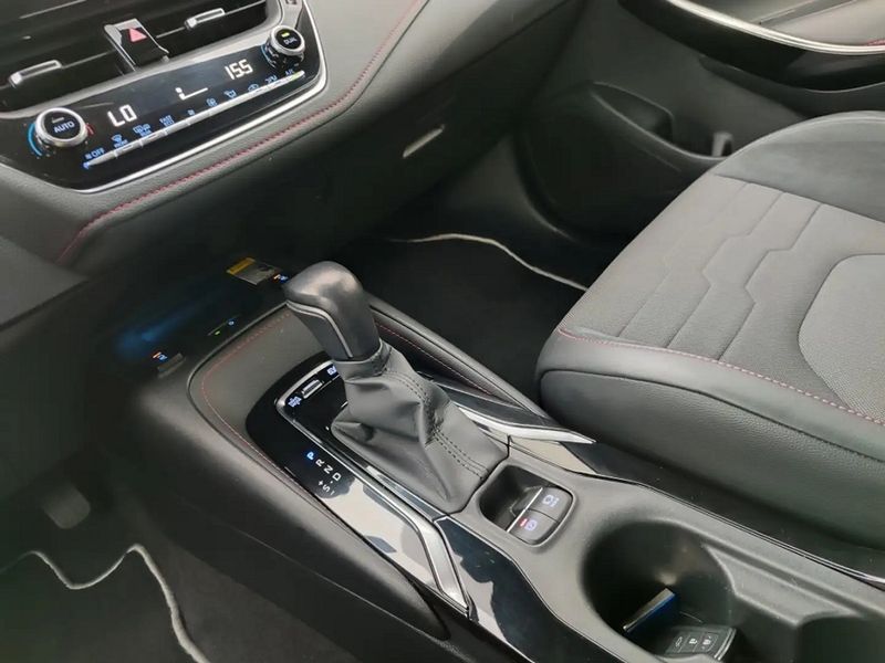 Toyota Corolla Hybrid • 2021 • 93,000 km 15