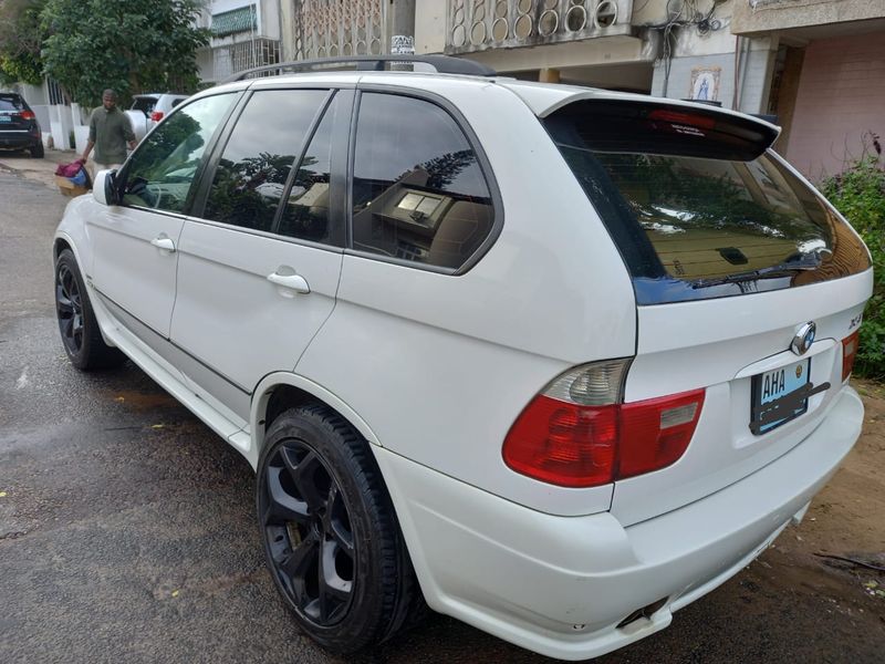 BMW X5 • 2006 • 122,000 km 7