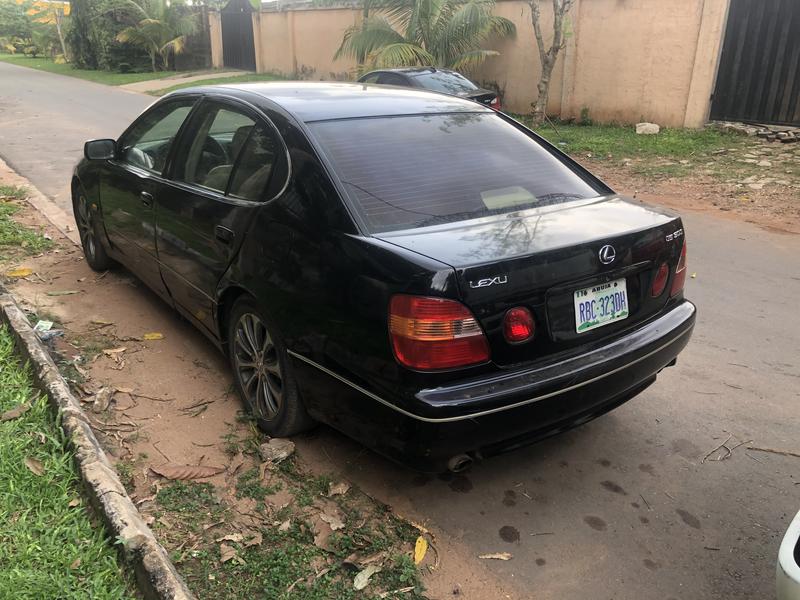 Lexus GS 300 • 2004 • 255,000 km 3