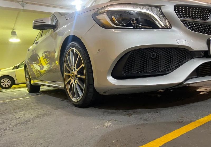 Mercedes-Benz A-Class • 2017 • 140,000 km 4