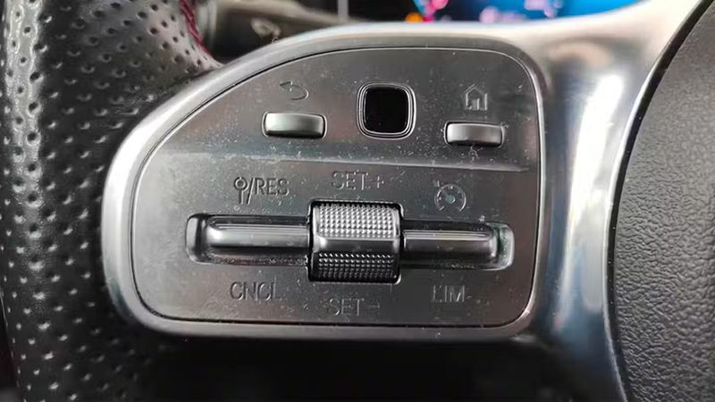 Mercedes-Benz 200 D • 2020 • 59,579 km 9