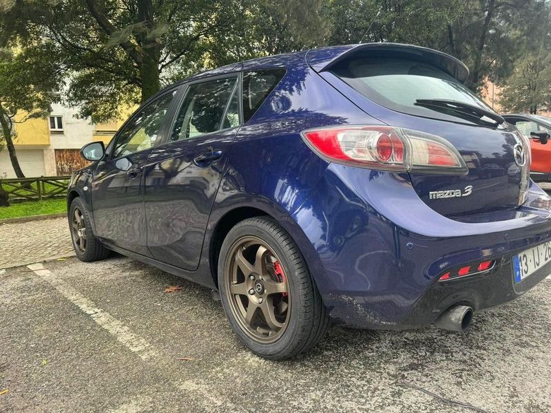 Mazda 3 • 2009 • 320,000 km 6
