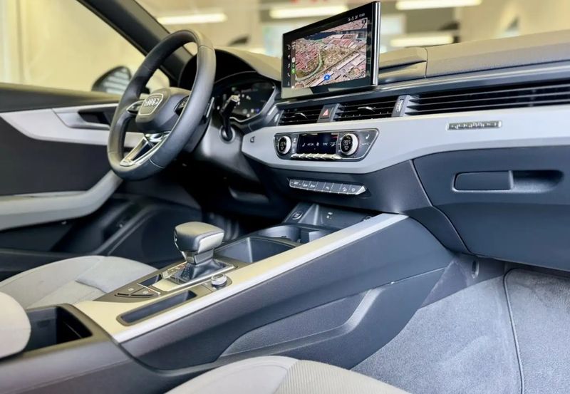 Audi A4 • 2021 • 59,000 km 5