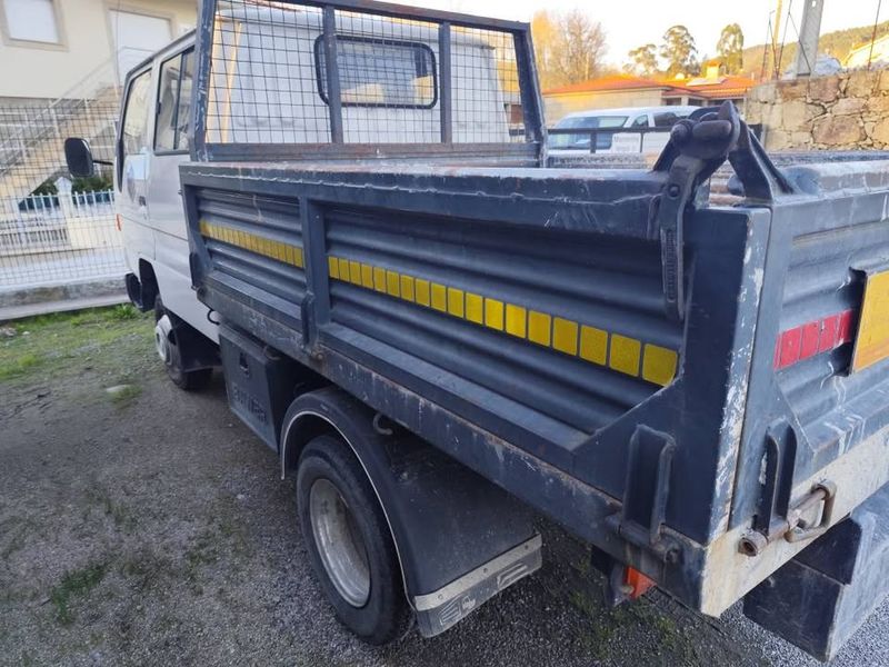 Toyota Dyna • 2017 • 199,000 km 2