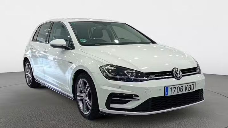 Volkswagen Golf R • 2017 • 121,983 km 1