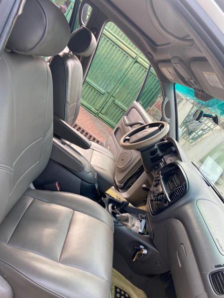 Toyota Sequoia • 2006 • 130,000 km 11