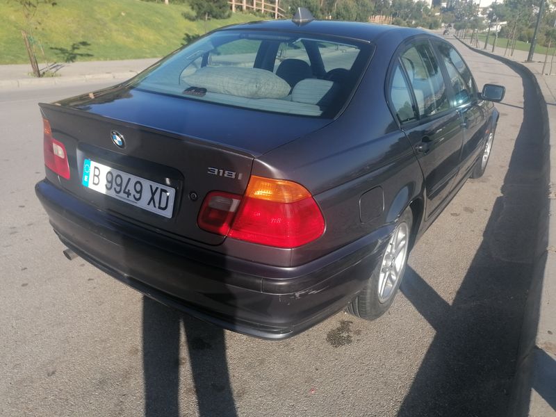 BMW 3 Series • 2000 • 250,000 km 7