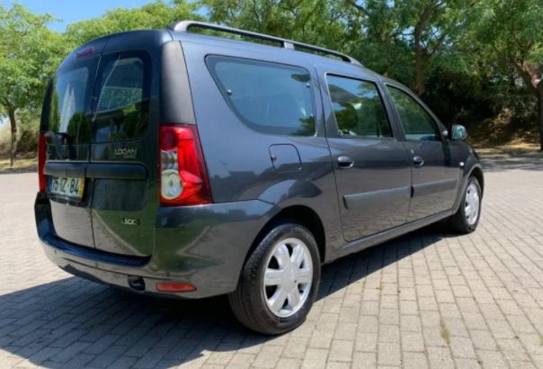 Dacia Logan • 2010 • 155,000 km 2