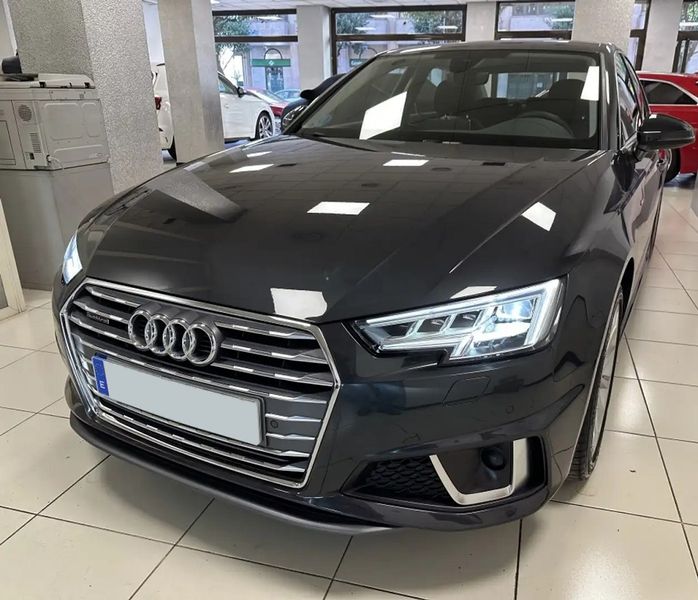 Audi A4 • 2019 • 30,500 km 1