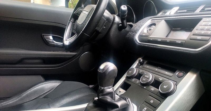 Land Rover Defender • 2014 • 180,000 km 3