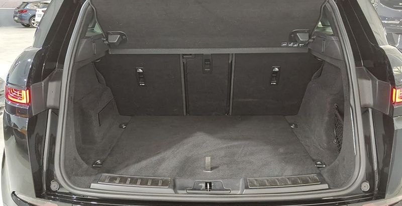 Land Rover Range Rover Evoque • 2019 • 85,212 km 10