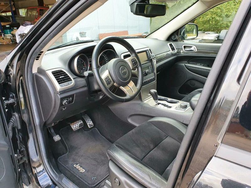 Jeep Grand Cherokee • 2012 • 136,000 km 6