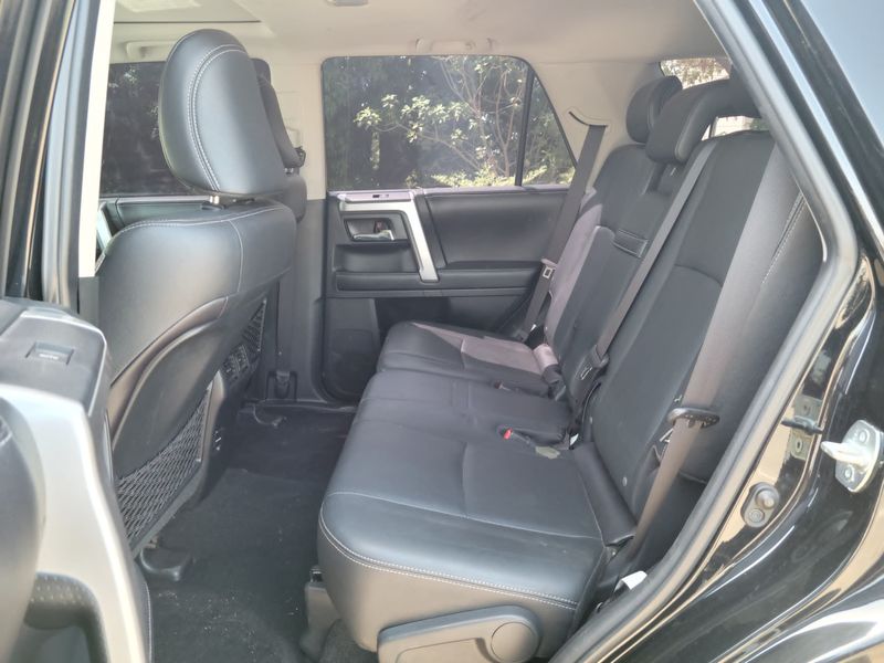 Toyota 4Runner • 2017 • 80,000 km 4