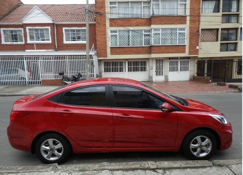 Hyundai Accent • 2016 • 90,000 km 2