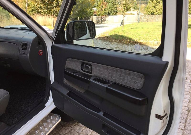 Nissan Navara • 2012 • 250,000 km 4