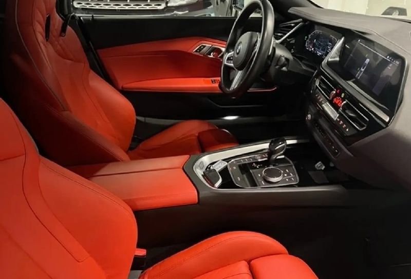BMW Z4 • 2019 • 49,000 km 9
