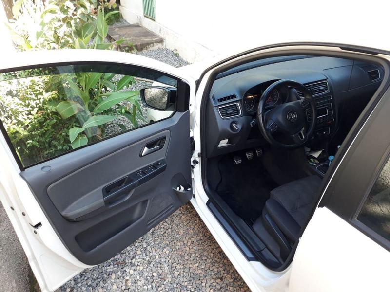 Volkswagen Fox • 2014 • 130,000 km 11