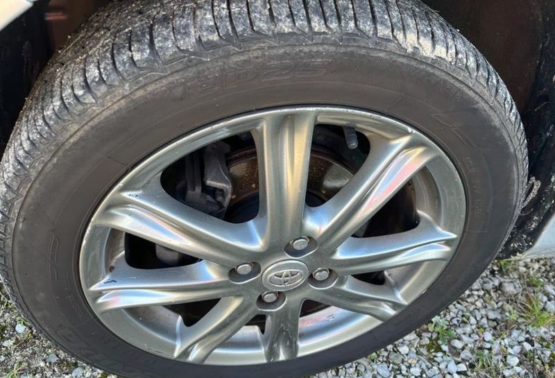 Toyota Yaris • 2013 • 120,000 km 7