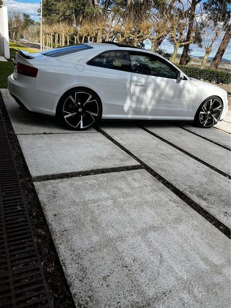 Audi RS 5 • 2011 • 189,500 km 2