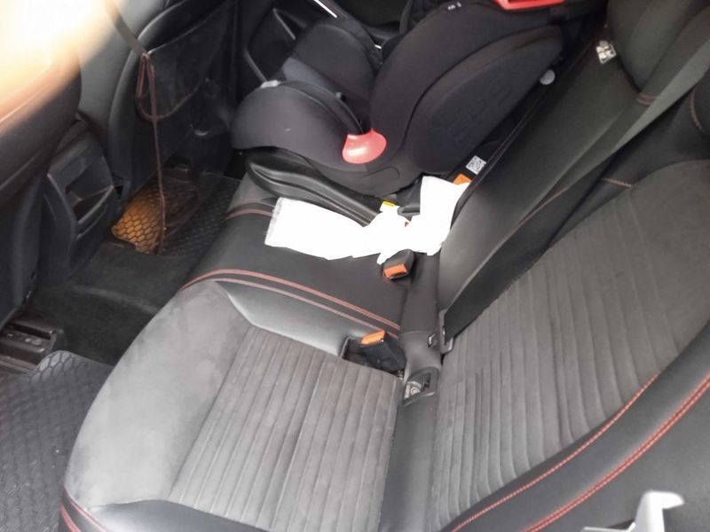 Mercedes-Benz CLA • 2015 • 108,000 km 8