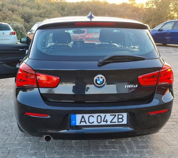 BMW 316i • 2016 • 169,999 km 2