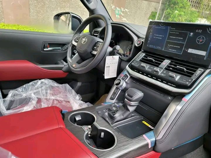 Toyota Land Cruiser • 2022 • 0 km 2