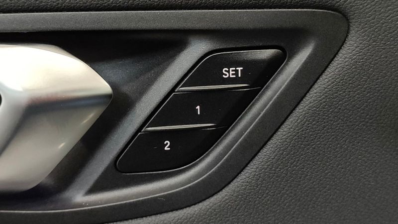 BMW 1 Series • 2024 • 3,264 km 22