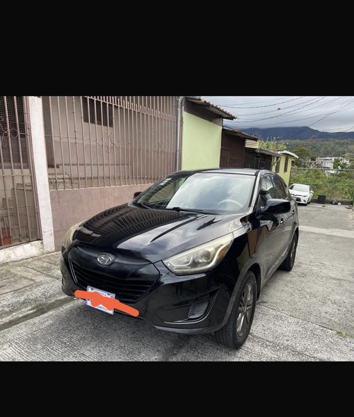 Hyundai Tucson • 2015 • 136 mi 6