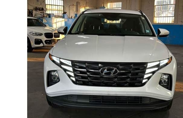 Hyundai Tucson • 2022 • 27,000 km 3