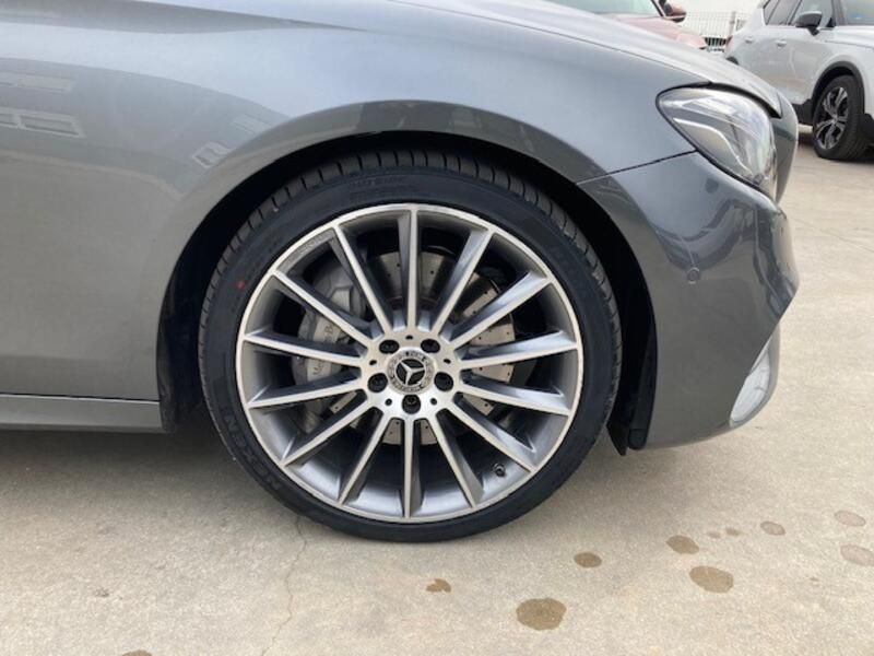 Mercedes-Benz E-Class • 2020 • 30,038 km 11