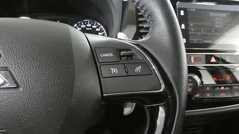 Mitsubishi Outlander • 2019 • 17,586 km 22