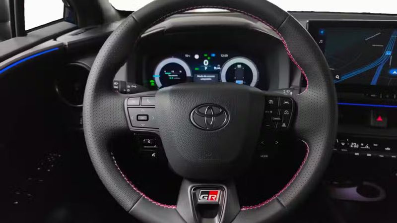 Toyota C-HR • 2024 • 5,350 km 27