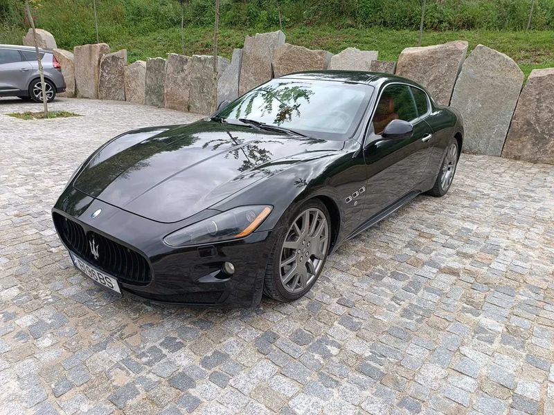 Maserati GranTurismo • 2009 • 92,000 km 6