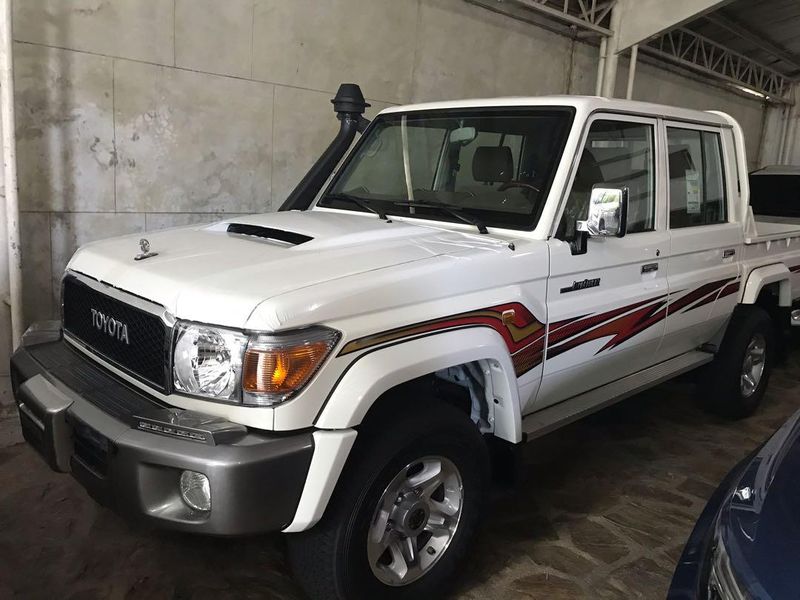 Toyota Land Cruiser • 2018 • 2 km 1